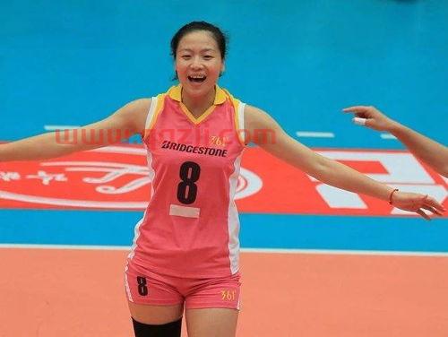 中国女排朱婷和张常宁合照（女排队员朱婷和张常宁）