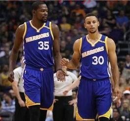 杜兰特和库里卫衣对比(杜兰特和库里的组合叫什么)