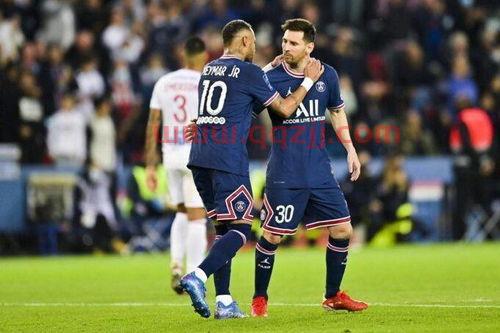 梅西内马尔同款衣服多少钱(梅西内马尔是哪个队的)