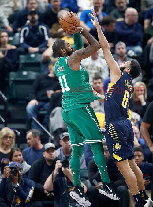 欧文穿的球鞋凯尔特人(欧文在凯尔特人穿几号)