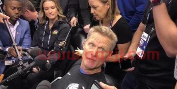 老外评价库里和杜兰特(库里调侃杜兰特)