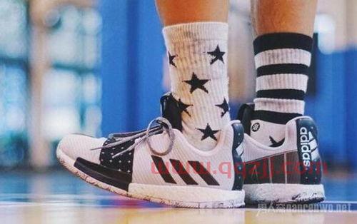 两三百的实战球鞋欧文(欧文300块钱好看质量又好的篮球鞋)