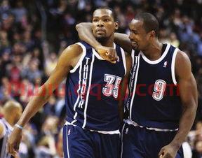 杜兰特猛龙现在得分多少(杜兰特51分猛龙视频)