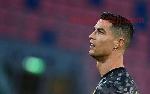 C罗首夺意甲金靴