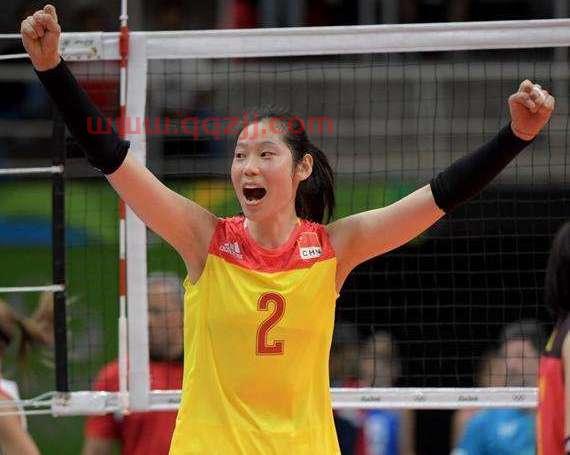 朱婷中国女排世界杯首球（中国女排朱婷暴扣世界杯）