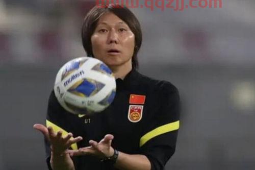 李铁对阵日本当决赛来踢