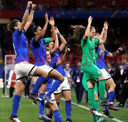 英格兰和意大利足球队哪个厉害（意大利跟英格兰足球哪个厉害） 第1张