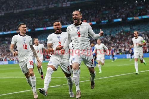 欧洲杯决赛英格兰点球未判（英格兰队本届欧洲杯小组赛0失球） 第1张